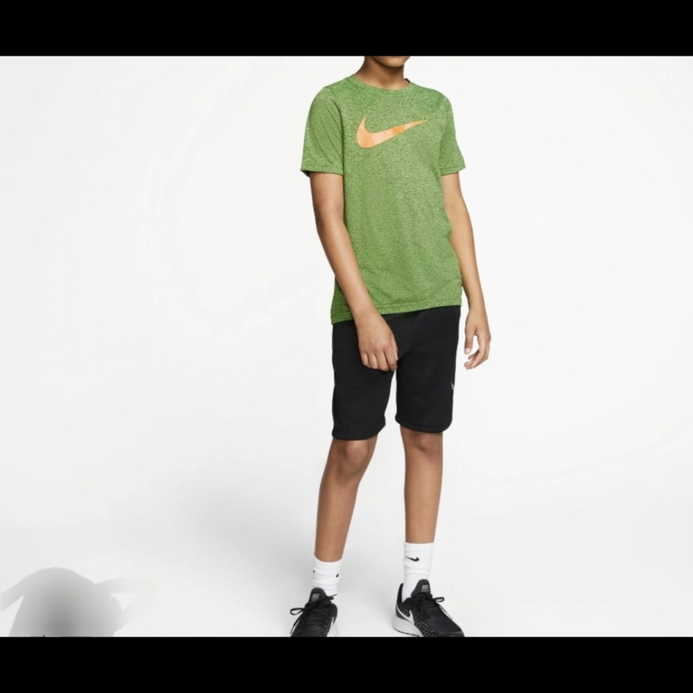 Nike Kids Short Sleeve Green Tee with Orange Logo, Size XL, NWT